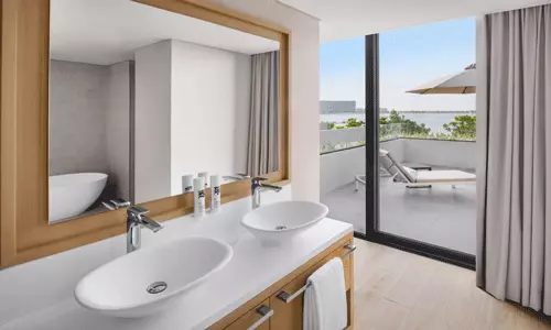 هتل موون پیک ریزورت آل مرجان آیلند دبی